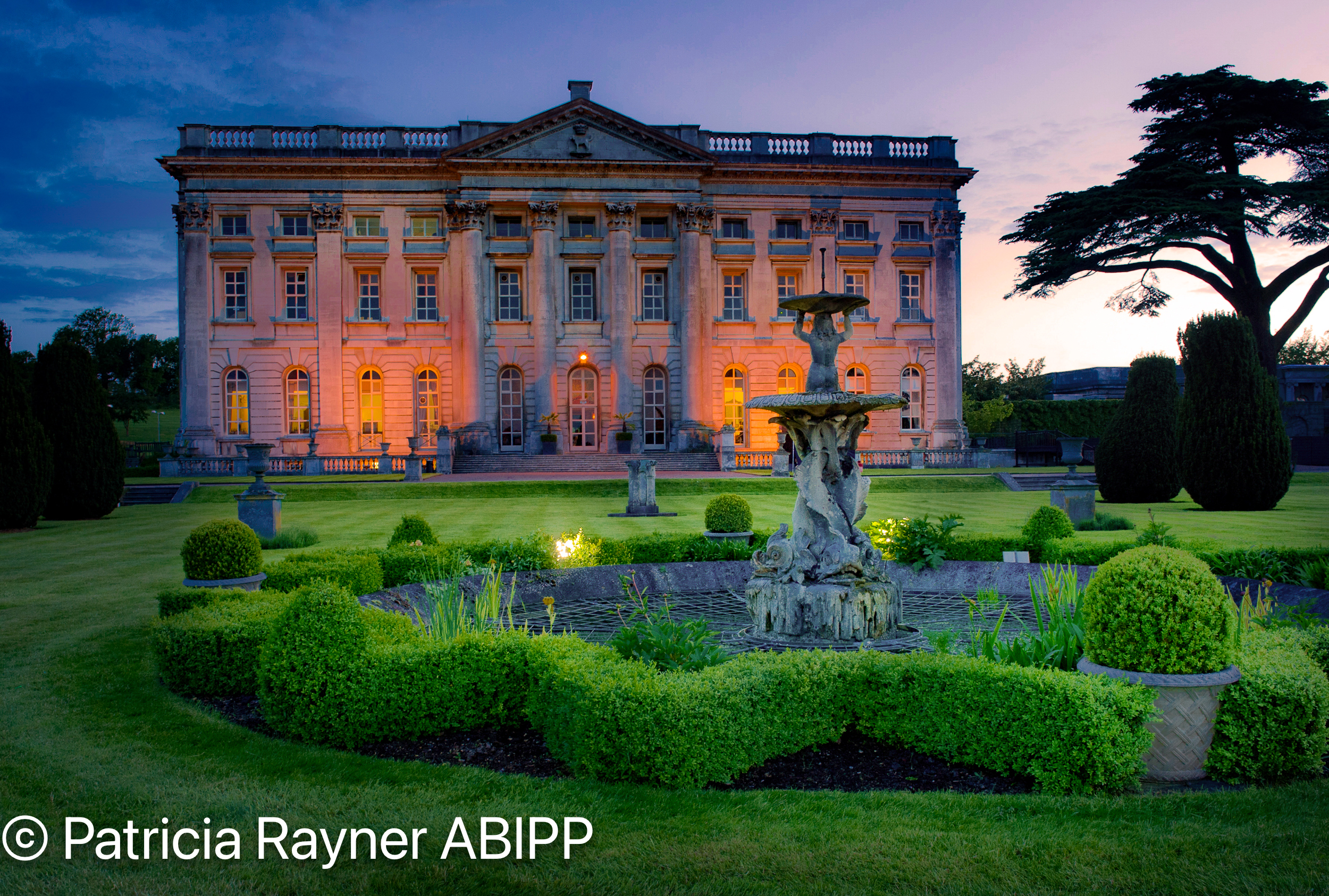 Majestic Moor Park Mansion